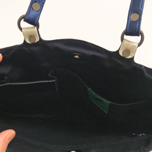 NWT Handcrafted Embroidered Silk Handbag By Perfume River - Picture 8 of 12